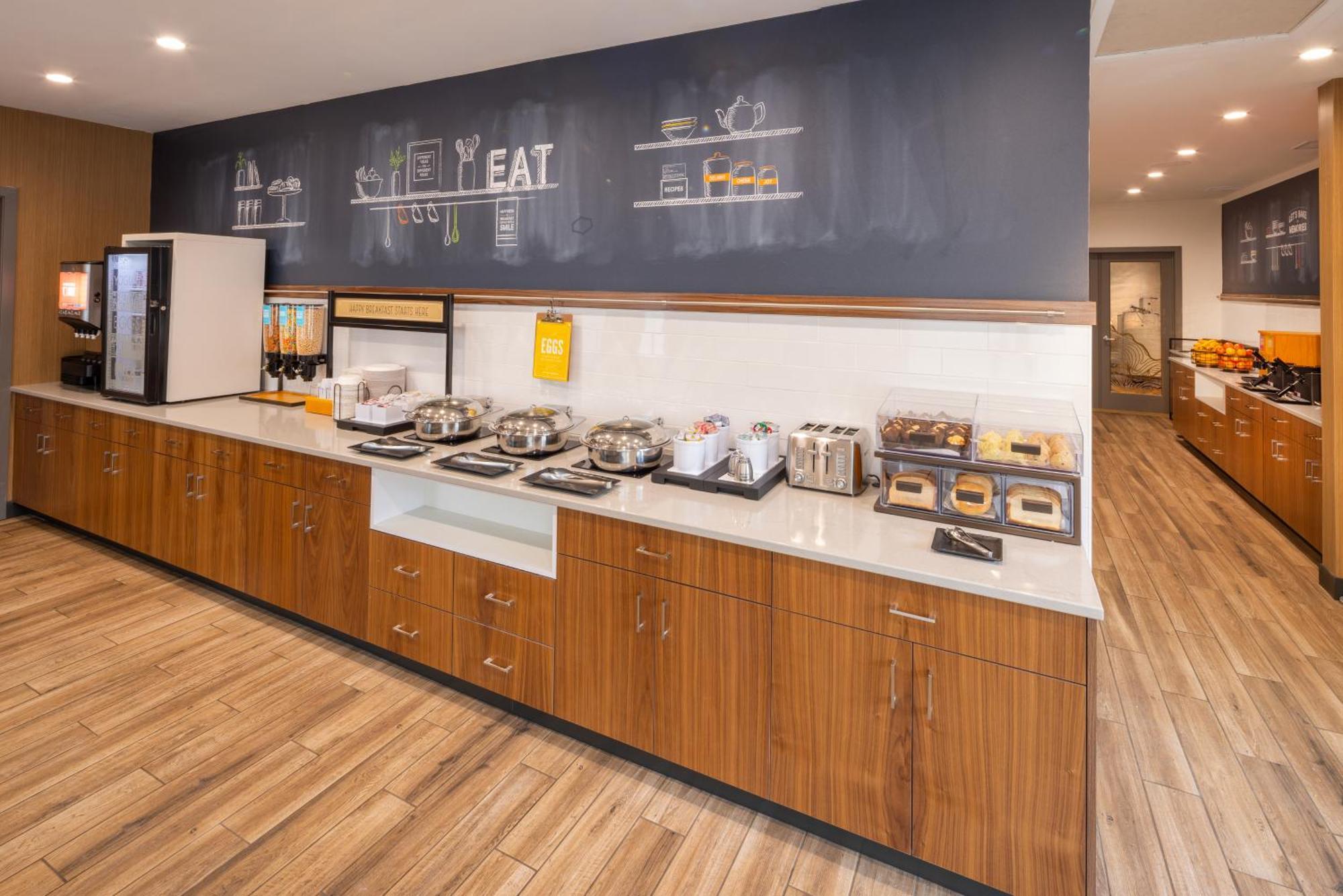 Hampton Inn Pullman Bagian luar foto