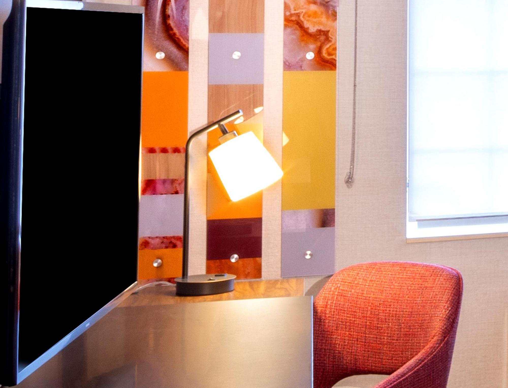 Hampton Inn Pullman Bagian luar foto